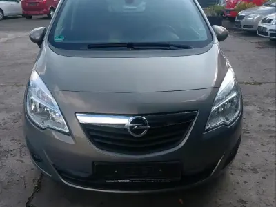 Gebraucht Opel Meriva Active 120 PS (88 kW) 2013 Grau Van / Kleinbus