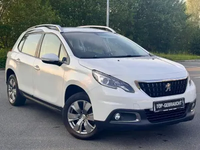 Gebraucht Peugeot 2008 Active 110 PS (80 kW) 2016 Weiß SUV