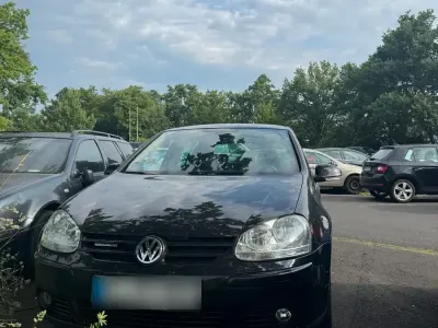 Gebraucht VW Golf V 105 PS (77 kW) 2008 Schwarz Kleinwagen