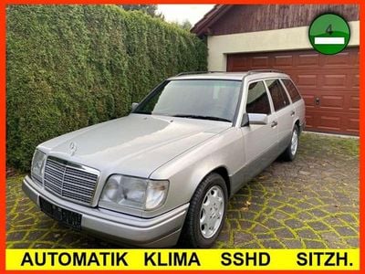 Gebraucht Mercedes E200 136 PS (100 kW) 1995 Silber Kombi