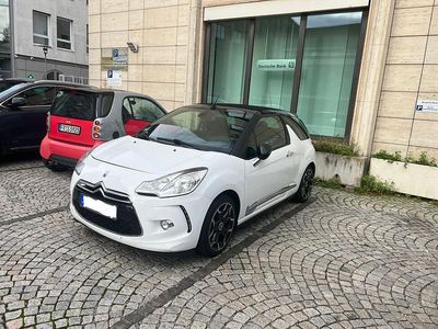 Weiß Gebraucht 2013 DS Automobiles DS3 Cabrio | 3.500 €