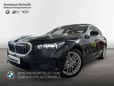 Gebraucht BMW i5 250 kW (340 PS) 2024 Saphirschwarz Limousine