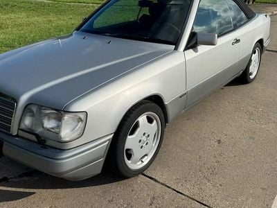 Silber Gebraucht 1997 Mercedes E200 Edition Cabrio | 18.900 € (Etwas zu teuer)