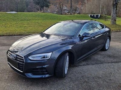 Grau Gebraucht 2018 Audi A5 Sportback Sport Kleinwagen | 23.600 € (Guter Preis)