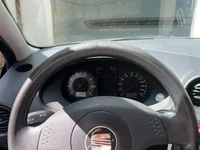 Używany Seat Ibiza Stella 75 KM (55 kW) 2003 Czarny Hatchback