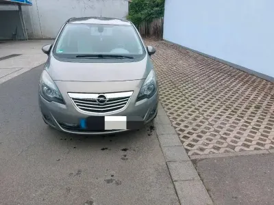 Gebraucht Opel Meriva 120 PS (88 kW) 2010 Braun Van / Kleinbus