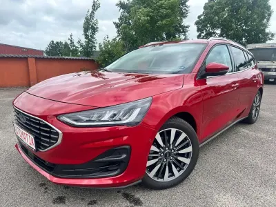 Gebraucht Ford Focus Titanium X 116 PS (85 kW) 2023 Fantastic red Kombi