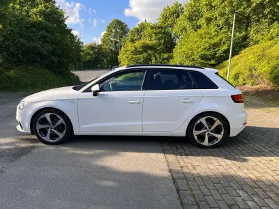 Gebraucht Audi A3 S-Line 150 PS (110 kW) 2019 Weiß Limousine