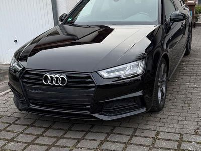 Schwarz Gebraucht 2018 Audi A4 Sport Kombi | 17.800 € (Fairer Preis)