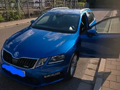 Gebraucht Skoda Octavia RS 184 PS (135 kW) 2017 Blau Kombi
