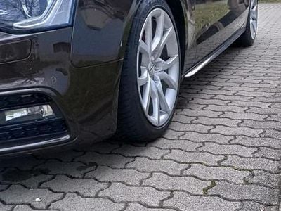 Braun Gebraucht 2013 Audi A5 S-Line Coupé | 11.900 € (Fairer Preis)