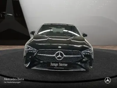 Gebraucht Mercedes CLA180 Progressive 136 PS (100 kW) 2025 Kosmosschwarz Coupé