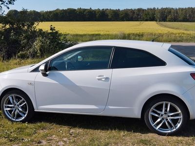 Weiß Gebraucht 2010 Seat Ibiza SC FR Kleinwagen | 9.500 €