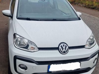 Weiß Gebraucht 2016 VW up! high up! Kleinwagen | 7.500 € (Fairer Preis)