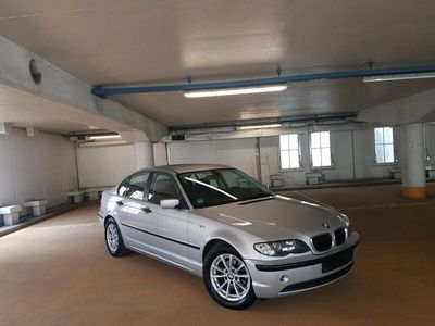 gebraucht BMW 318 i - Automatik - Klimautomatik - BC - PDC - TÜV/AU Neu