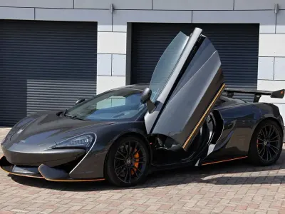 Begagnad McLaren 570S 570 HK (419 kW) 2016 Grå Sportkupé