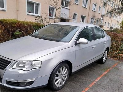 Gebraucht VW Passat 122 PS (89 kW) 2009 Limousine