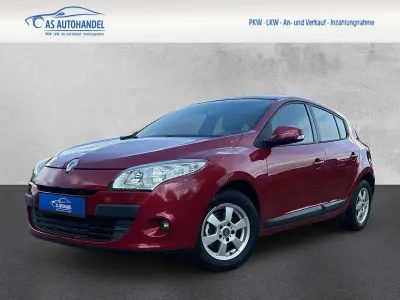 Gebraucht Renault Mégane Expression 101 PS (74 kW) 2009 Rot dyna Kleinwagen