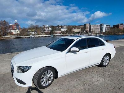 Gebraucht Mercedes E220 Avantgarde 194 PS (142 kW) 2017 Limousine