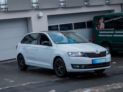 Gebraucht Skoda Rapid 110 PS (80 kW) 2015 Weiß Kleinwagen