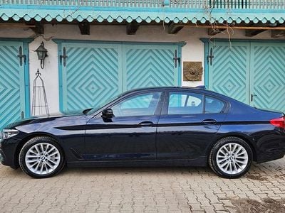 Gebraucht BMW 530 Sport Line 265 PS (194 kW) 2018 Blau Limousine