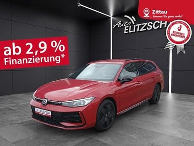 Gebraucht VW Passat R-line 177 PS (130 kW) 2025 Chilirot metallic Kombi