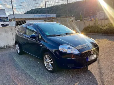 Gebraucht Fiat Punto 77 PS (56 kW) 2009 Kleinwagen