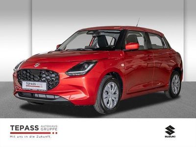 Neu Suzuki Swift Club 82 PS (60 kW) 2025 Rot Kleinwagen