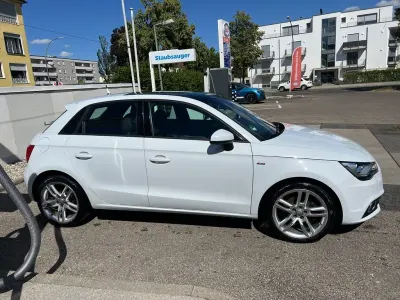 Gebraucht Audi A1 Sportback S-Line 122 PS (89 kW) 2013 Weiß Kleinwagen