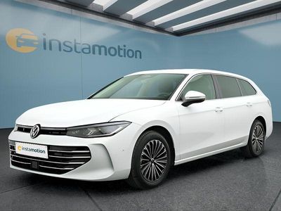 Gebraucht VW Passat 150 PS (110 kW) 2024 Weiß Kombi