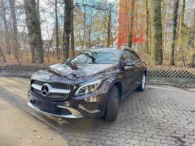 Mercedes GLA250