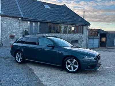 Gebraucht Audi A4 S-Line 136 PS (100 kW) 2011 Grau Kombi