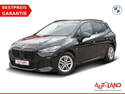 Gebraucht BMW 218 M Sport 150 PS (110 kW) 2023 Saphirschwarzmet. Kombi
