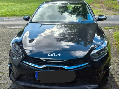Gebraucht Kia Ceed Vision 101 PS (74 kW) 2023 Schwarz Kleinwagen