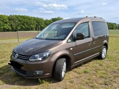 Gebraucht VW Caddy Highline 140 PS (102 kW) 2014 Braun Van / Kleinbus
