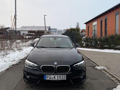 Gebraucht BMW 118 Advantage 136 PS (100 kW) 2018 Schwarz Kleinwagen