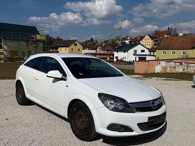 Gebraucht Opel Astra GTC 90 PS (66 kW) 2009 Weiß Limousine