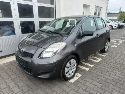 Gebraucht Toyota Yaris Cool 101 PS (74 kW) 2009 Magnetic grey Kleinwagen