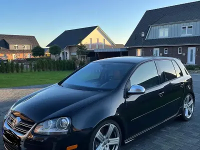 Gebraucht VW Golf V R 250 PS (183 kW) 2007 Schwarz Kleinwagen