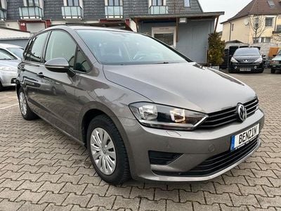 Gebraucht VW Golf VII Trendline 110 PS (80 kW) 2015 Grau Limousine