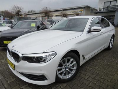Gebraucht BMW 520 Sport Line 190 PS (139 kW) 2019 Mineralweiss metallic Limousine