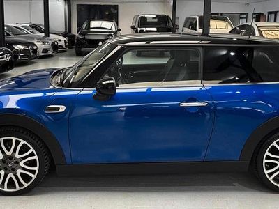 Gebraucht Mini Cooper 136 PS (100 kW) 2018 Blau Kleinwagen