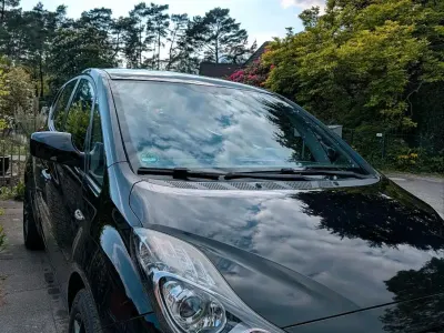 Gebraucht Hyundai ix20 116 PS (85 kW) 2012 Schwarz Kleinwagen