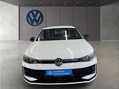Gebraucht VW Passat R-line 265 PS (194 kW) 2025 Weiß (oryxweiß perlmutteffekt) Kombi