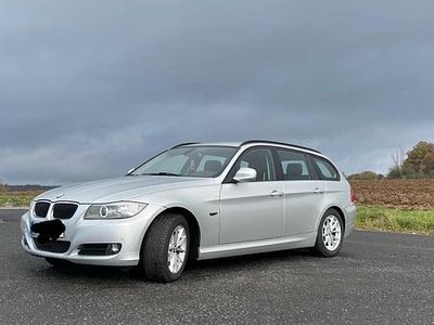 Silber Gebraucht 2012 BMW 318 Kombi | 4.500 € (Guter Preis)