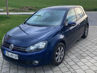 Gebraucht VW Golf VI Comfortline 105 PS (77 kW) 2010 Blau Kleinwagen
