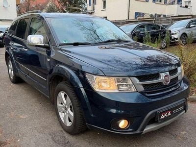 Gebraucht Fiat Freemont 170 PS (125 kW) 2013 Blau SUV