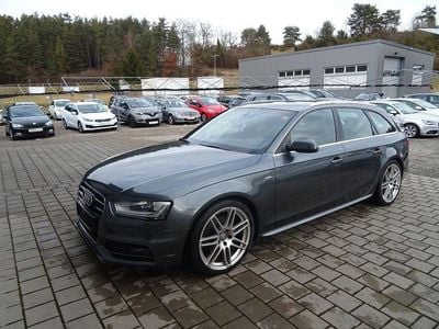 Grau Gebraucht 2012 Audi A4 S-Line Limousine | 13.990 € (Teuer)