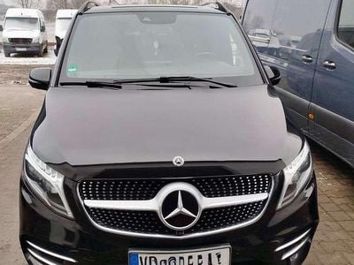 Gebraucht Mercedes V300 Avantgarde Edition 239 PS (175 kW) 2019 Obsidianschwarz metallic Van / Kleinbus