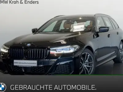 Gebraucht BMW 520 M Sport 197 PS (144 kW) 2022 Schwarz Kombi